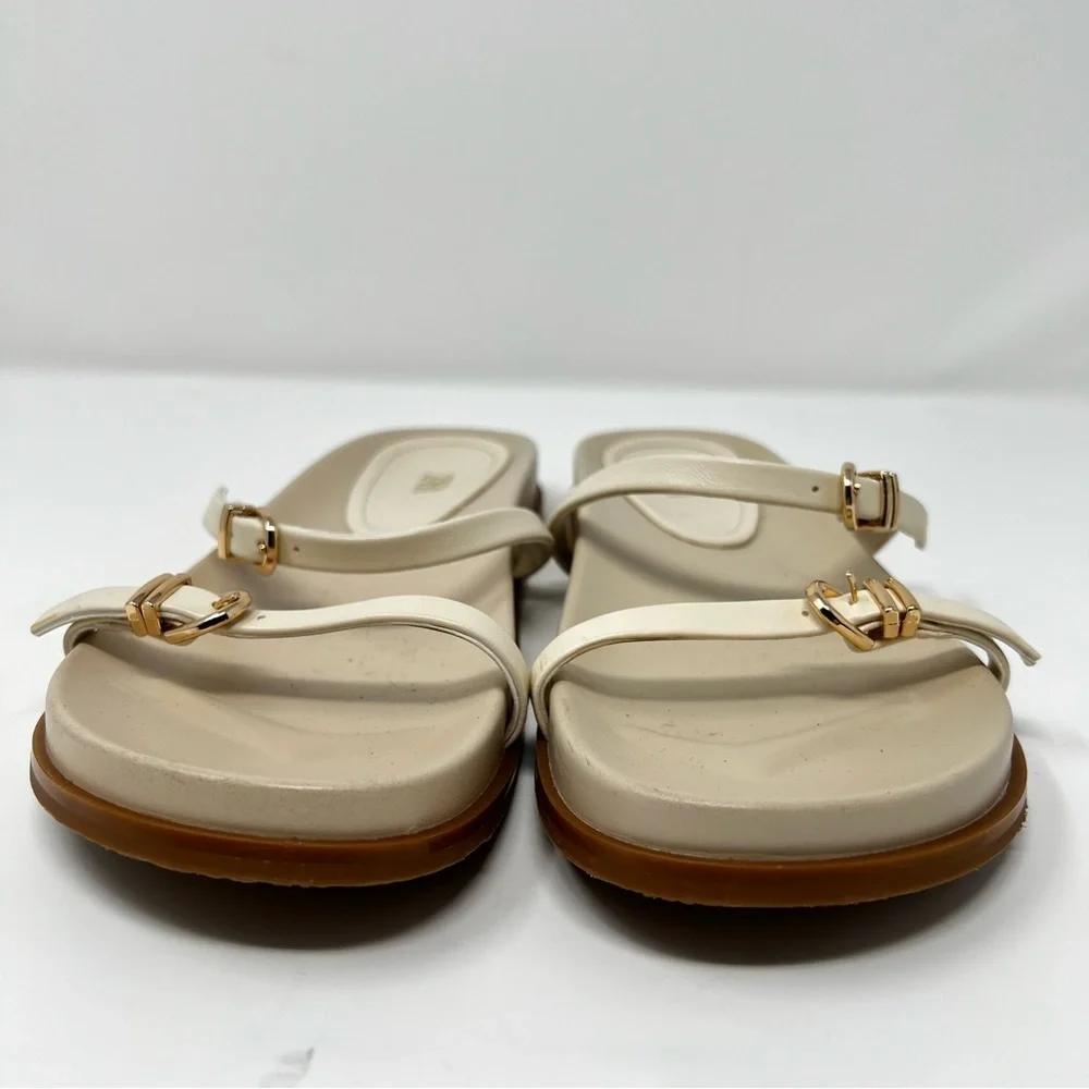 Zara Women's Cream Sandals with Gold Accents - Picture 4 of 8